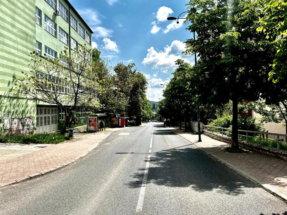 2 Bedroom Penthouse In City Center, Free Parking Σαράγεβο Εξωτερικό φωτογραφία