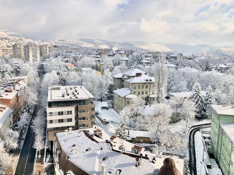 2 Bedroom Penthouse In City Center, Free Parking Σαράγεβο Εξωτερικό φωτογραφία
