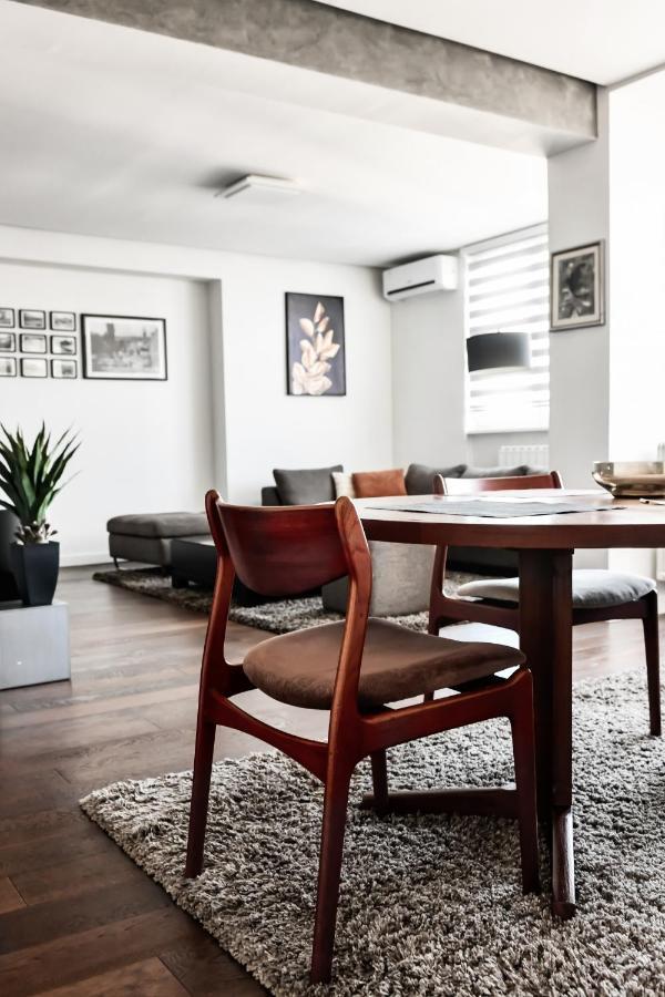 2 Bedroom Penthouse In City Center, Free Parking Σαράγεβο Εξωτερικό φωτογραφία